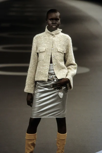 Look 5